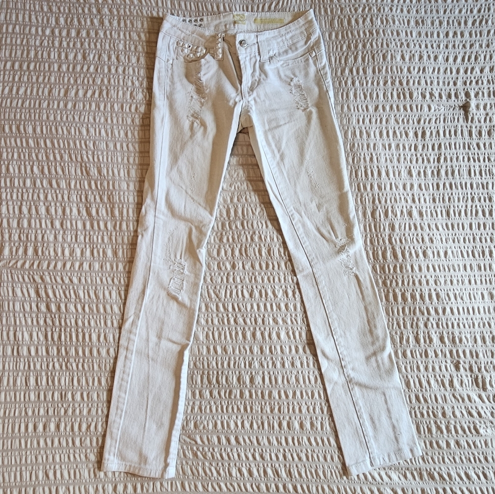 Distressed Skinny Jeans